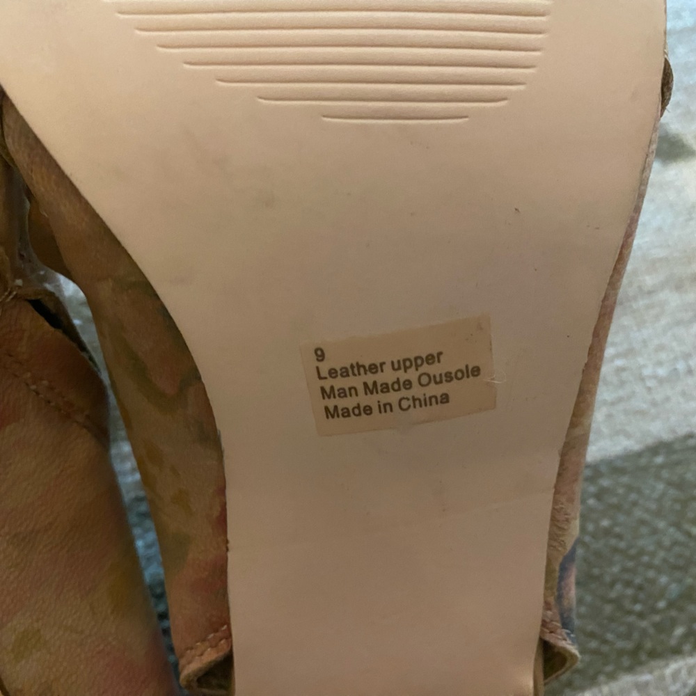 Sbicca Thea Open Toe Bootie - Picture 8 of 8